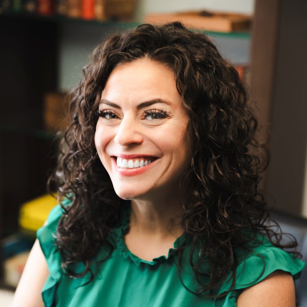 Headshot of Nicole Sullivan smiling