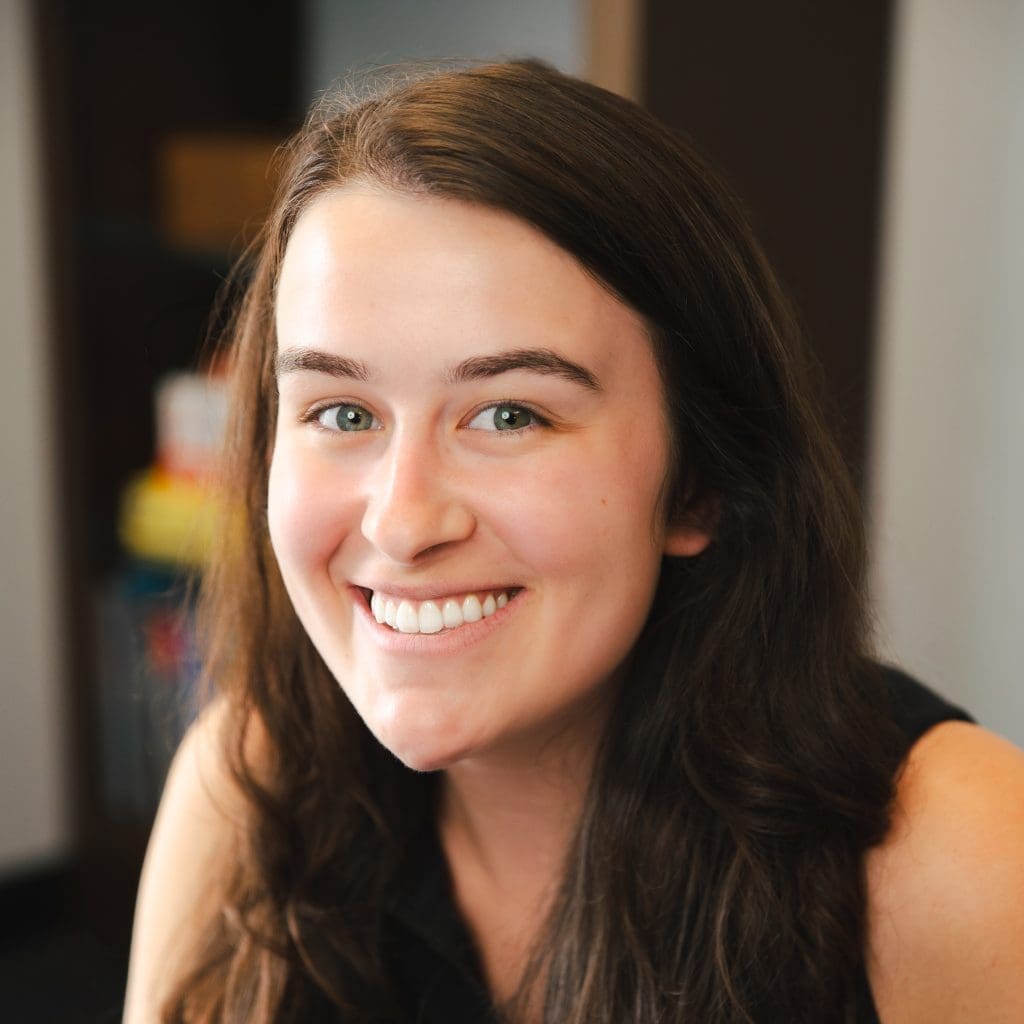 Elizabeth Dickey Retreat Facilitator Headshot